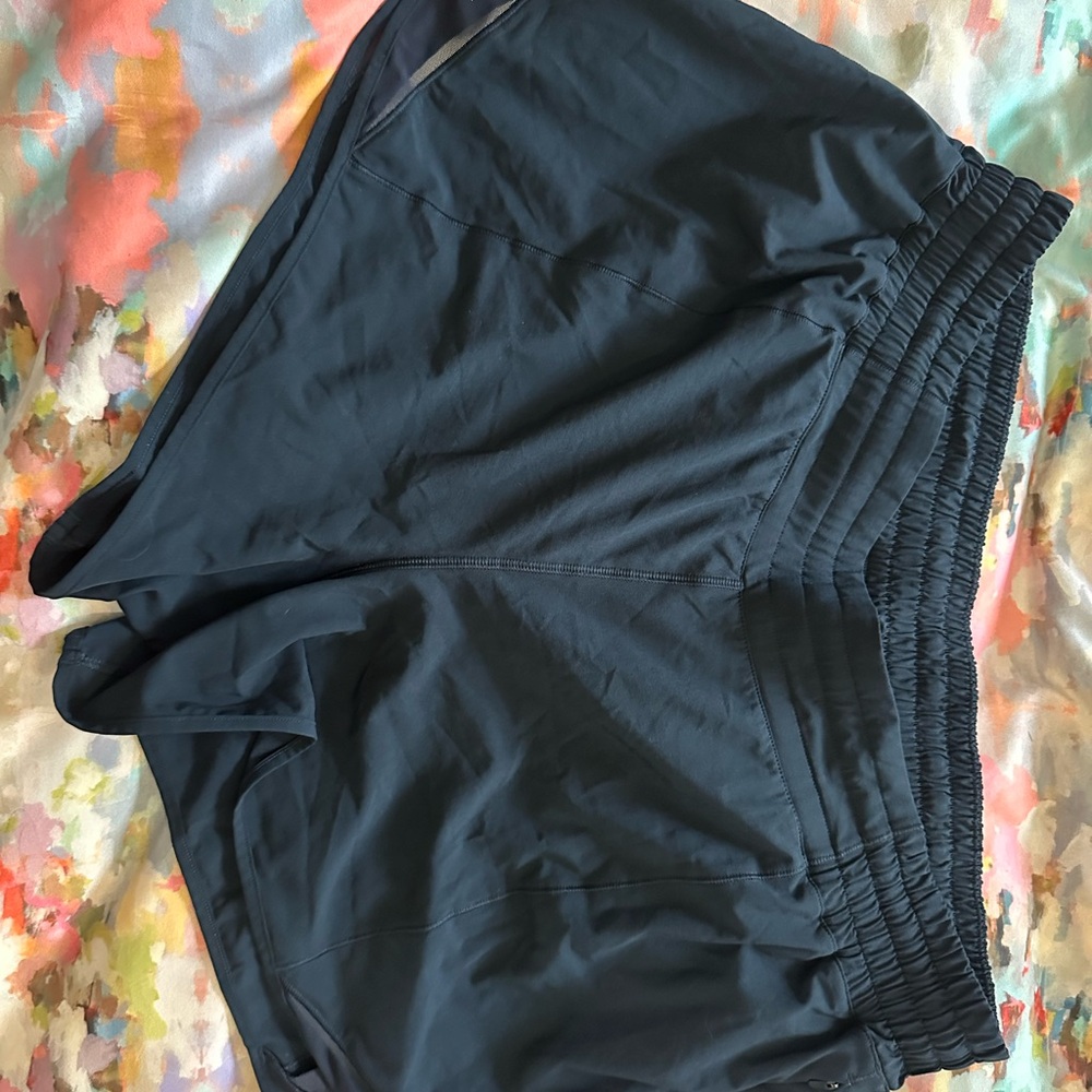 Lululemon Athletica navy blue hotty hot Shorts hr high rise 4 inch inseam 14 EUC